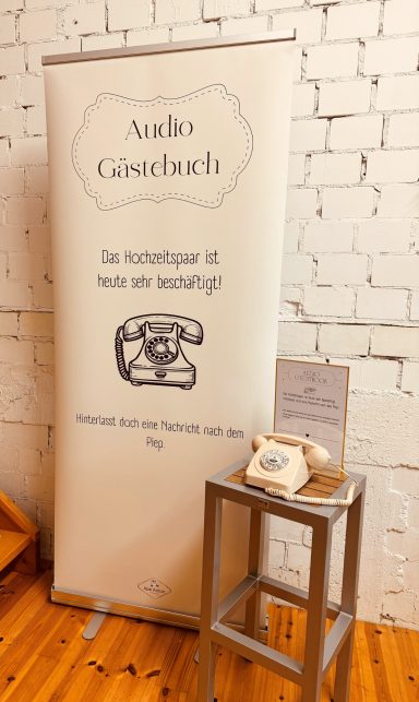 Fotobox mieten Champagnerwall Audiogästebuch Eventape Event Ape Piaggio Eventverleih Hochzeitsverleih Münster Coesfeld Steinfurt Warendorf